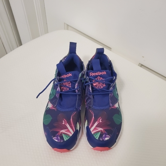 Reebok Colorful Print 3D Ultralite Sneakers Size 6, Walking, Running - Picture 9 of 16